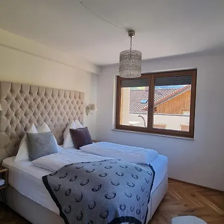Rocks Apartment